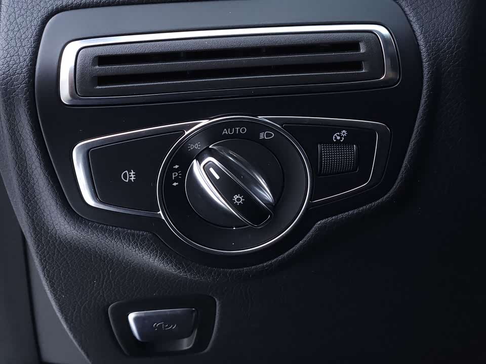 Mercedes-Benz GLC Mercedes-Benz GLC