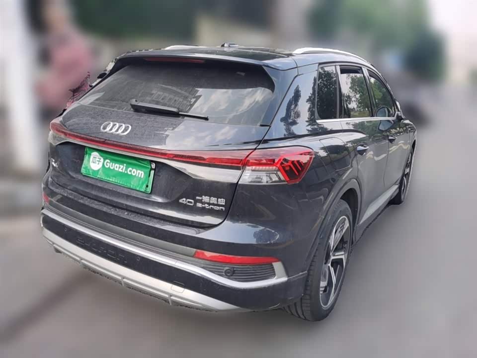 Audi Q4