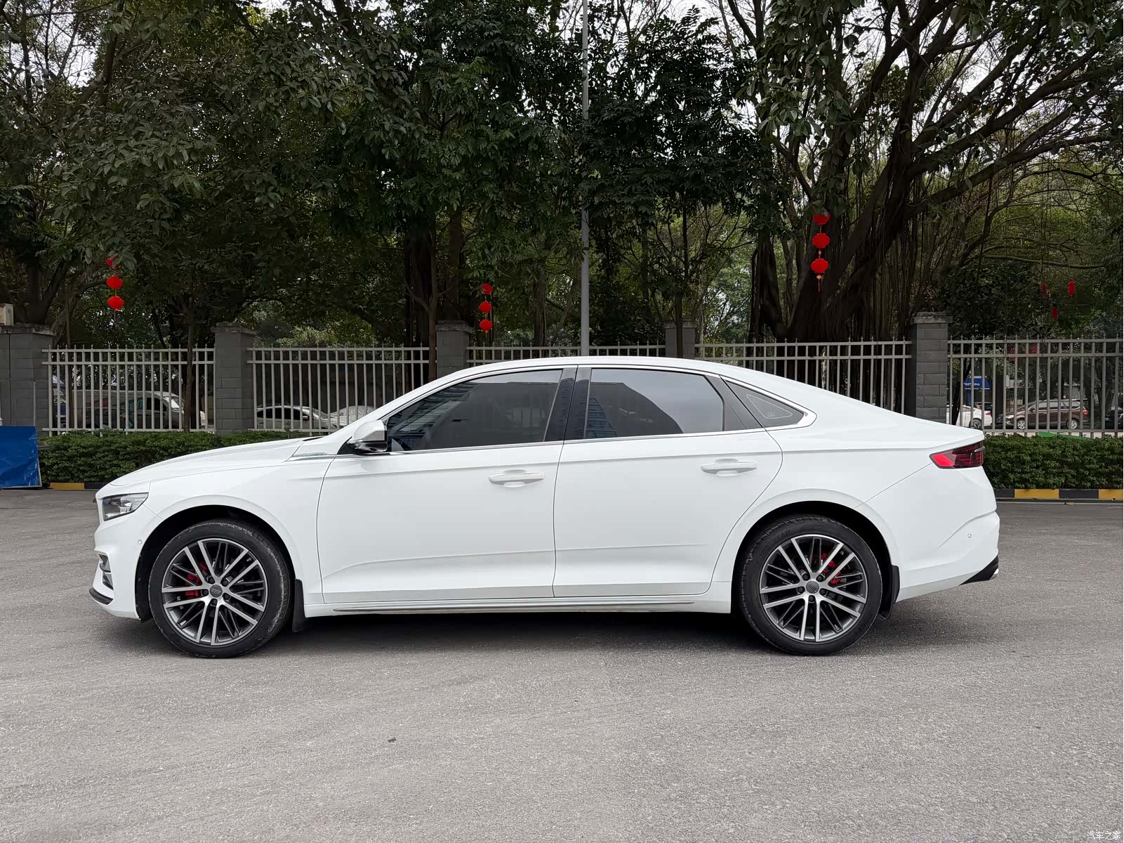 Geely Preface, 2023 22