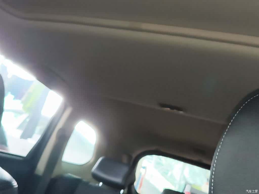 Mitsubishi Outlander, 2018 18
