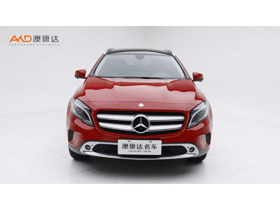 Mercedes-Benz GLA Mercedes-Benz GLA