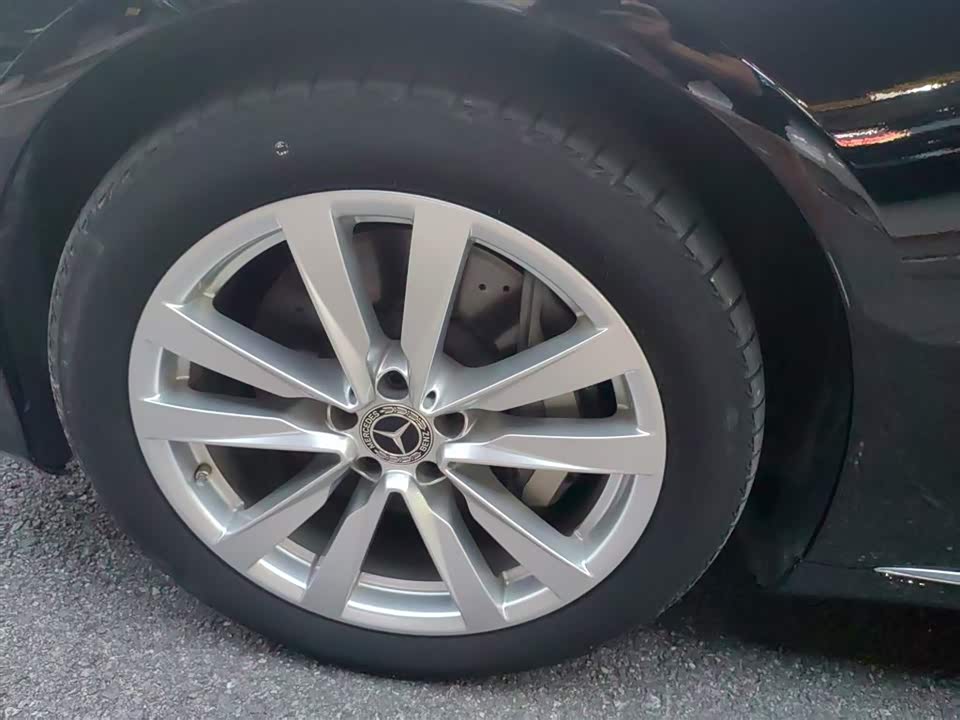 Mercedes-Benz S-class Mercedes-Benz S-class
