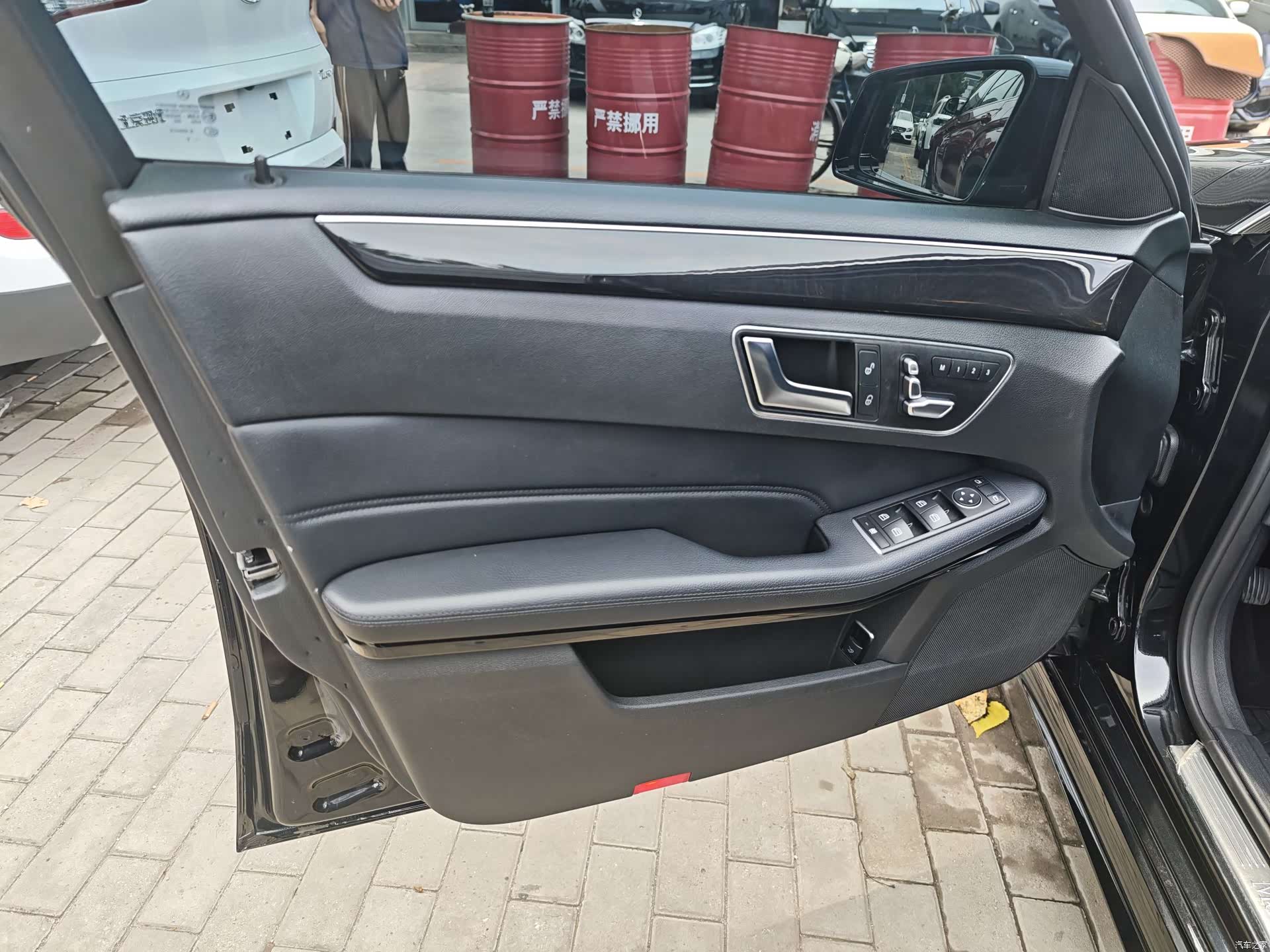 Mercedes-Benz E-Class, 2015 все фото