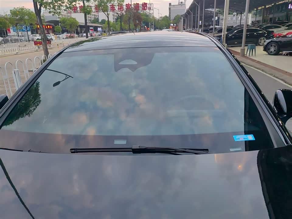 Mercedes-Benz S-class Mercedes-Benz S-class