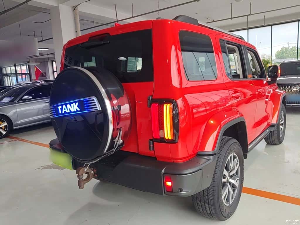 Tank 300, 2022 7