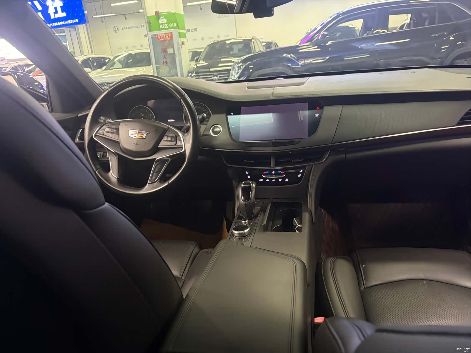 Cadillac CT6, 2019 все фото