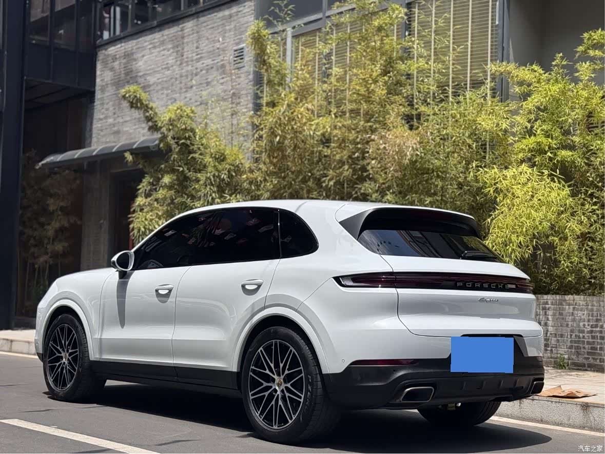 Porsche Cayenne, 2024 16