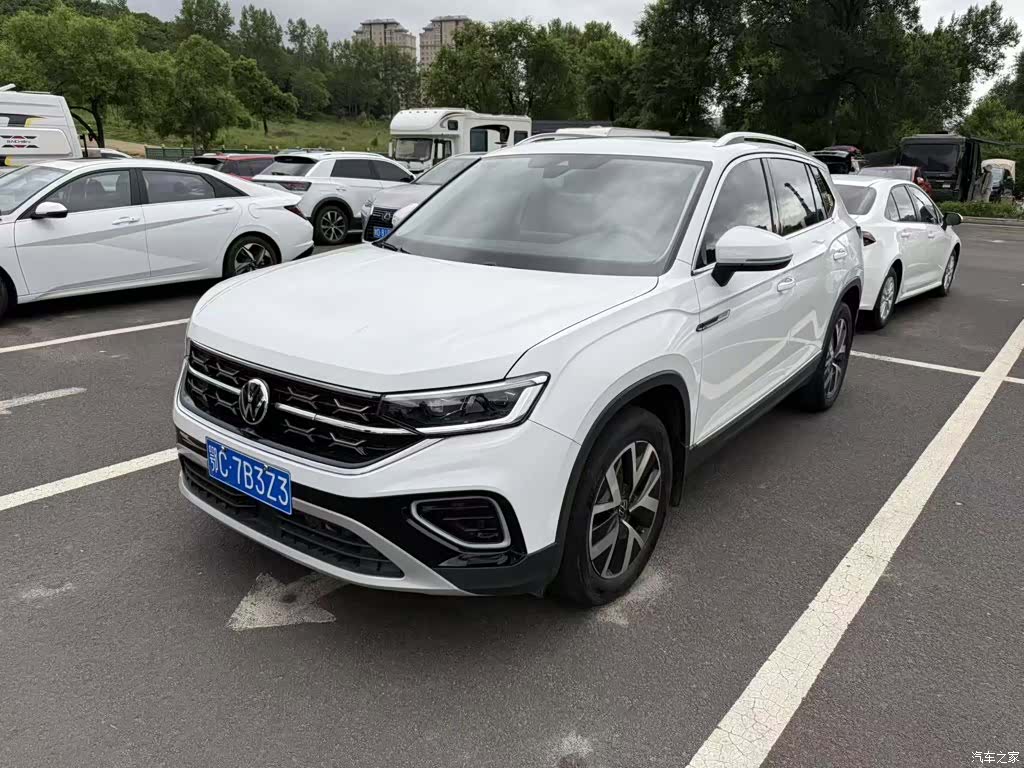 Volkswagen Tayron, 2023 1