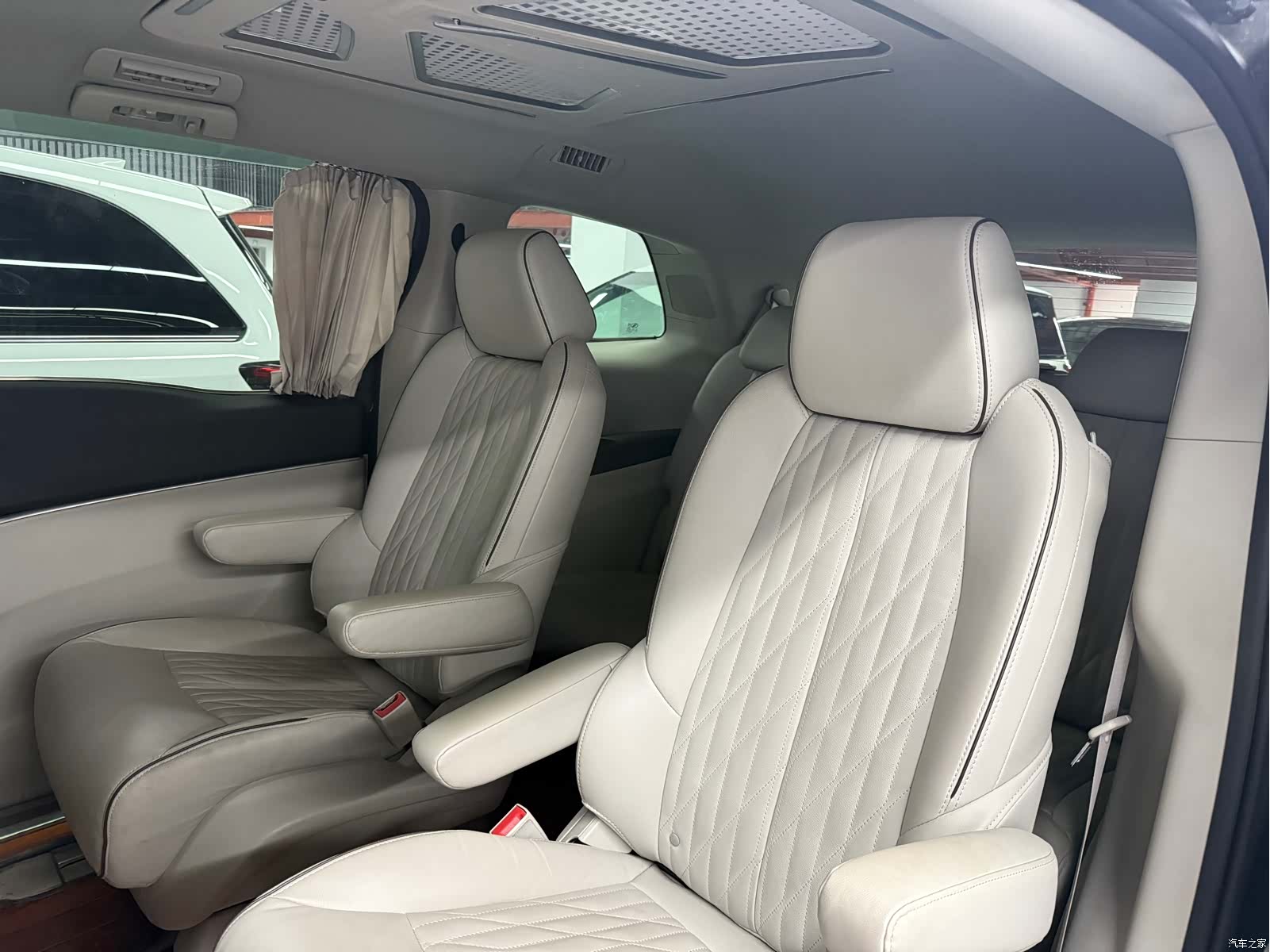 Buick GL8, 2021 10