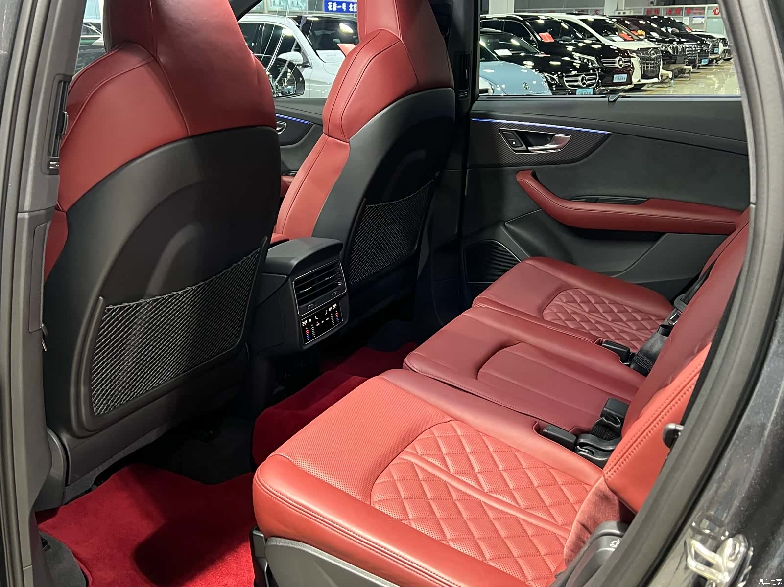 Audi Q7, 2024 18