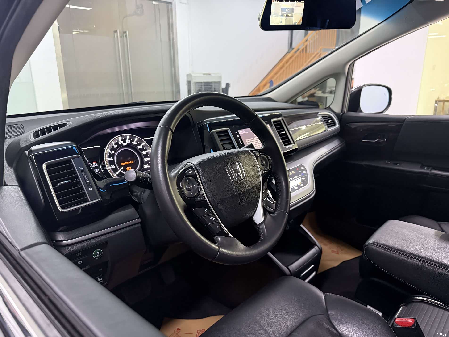 Honda Elysion, 2018 9