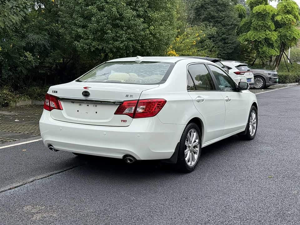 BYD Sirui