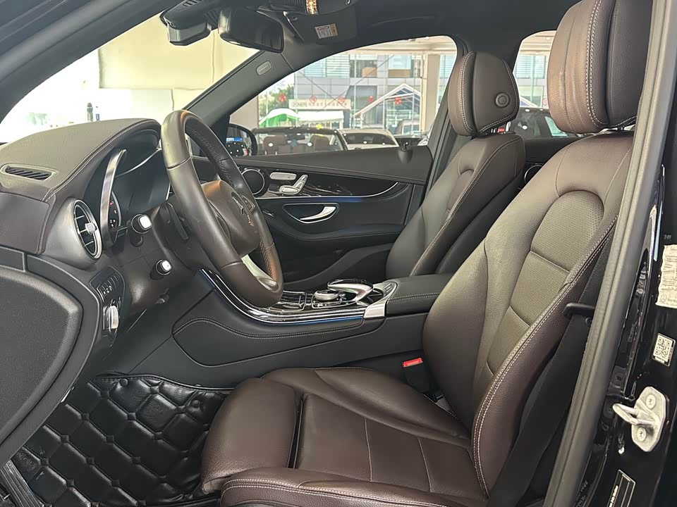 Mercedes-Benz GLC Mercedes-Benz GLC