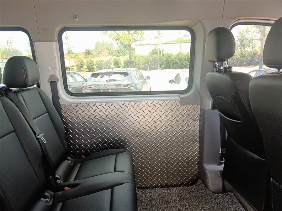MAXUS Xintu V80