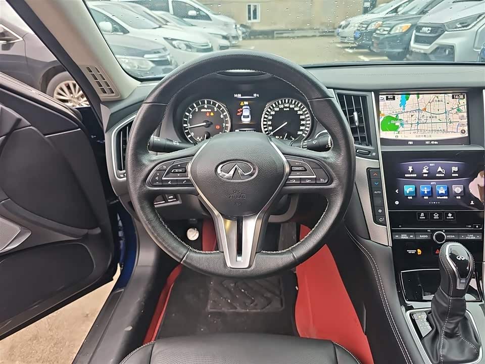 Infiniti Q50L