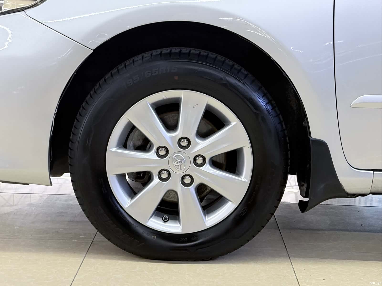 Toyota Corolla, 2014 11