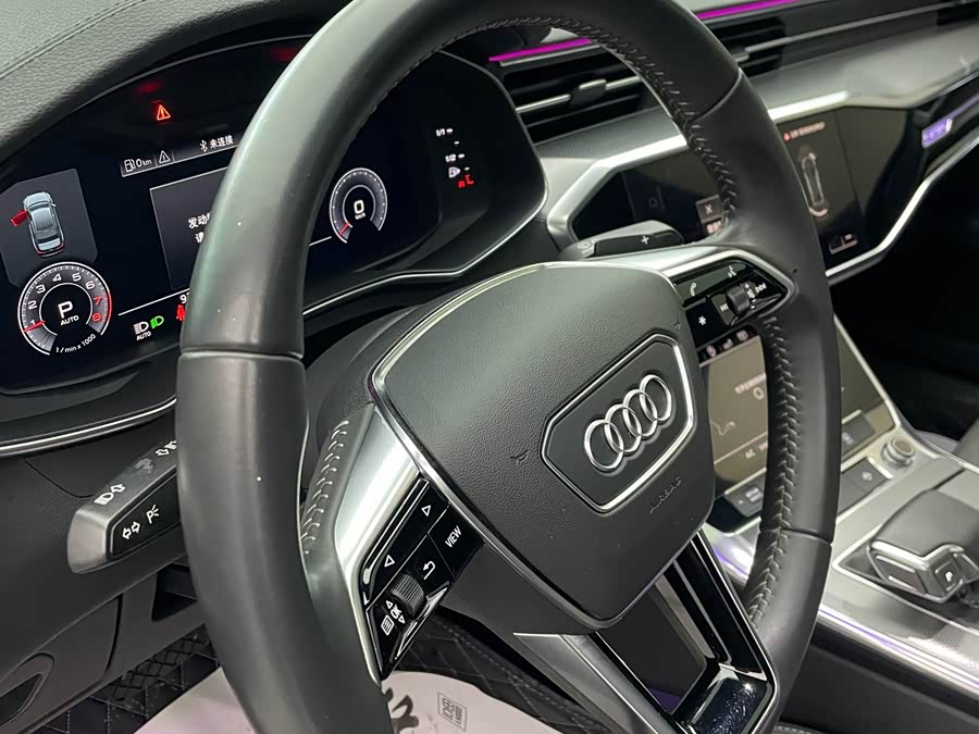 Audi A6L 2020, фото 19
