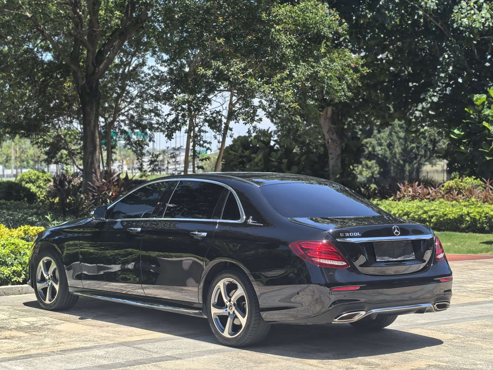 Mercedes-Benz E-Class, 2019 8