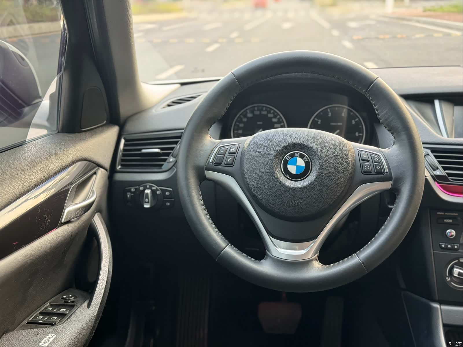 BMW X1, 2016 10