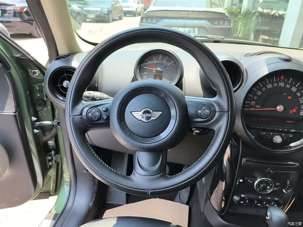 Mini Countryman, 2016 11