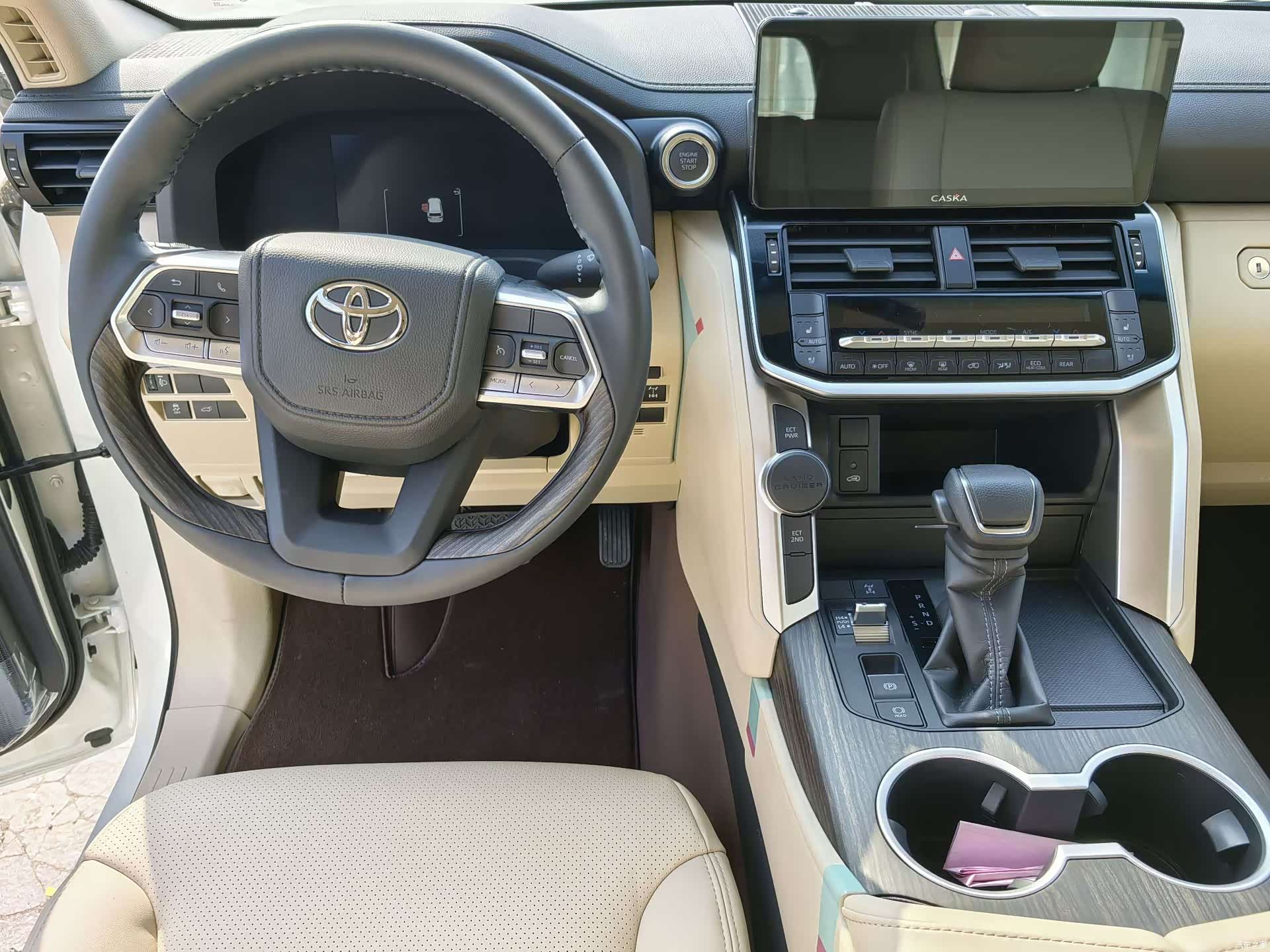 Toyota Land Cruiser, 2026 8