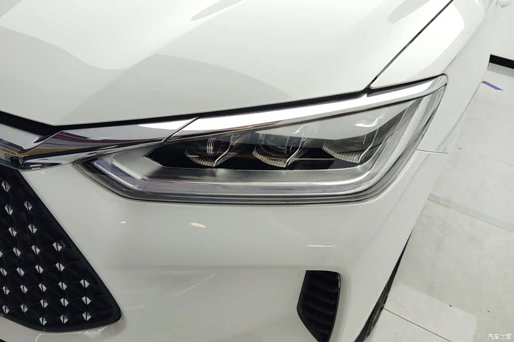 BYD E2, 2022 все фото