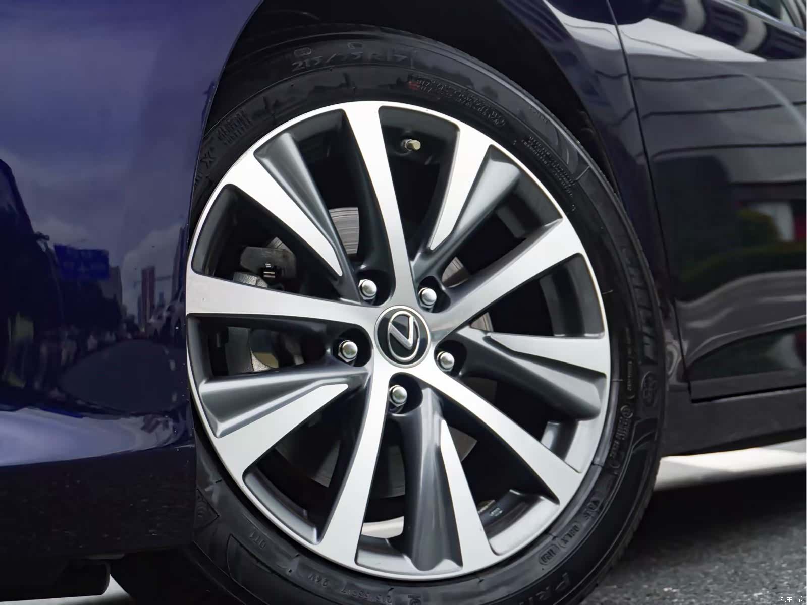 Lexus ES, 2020 8