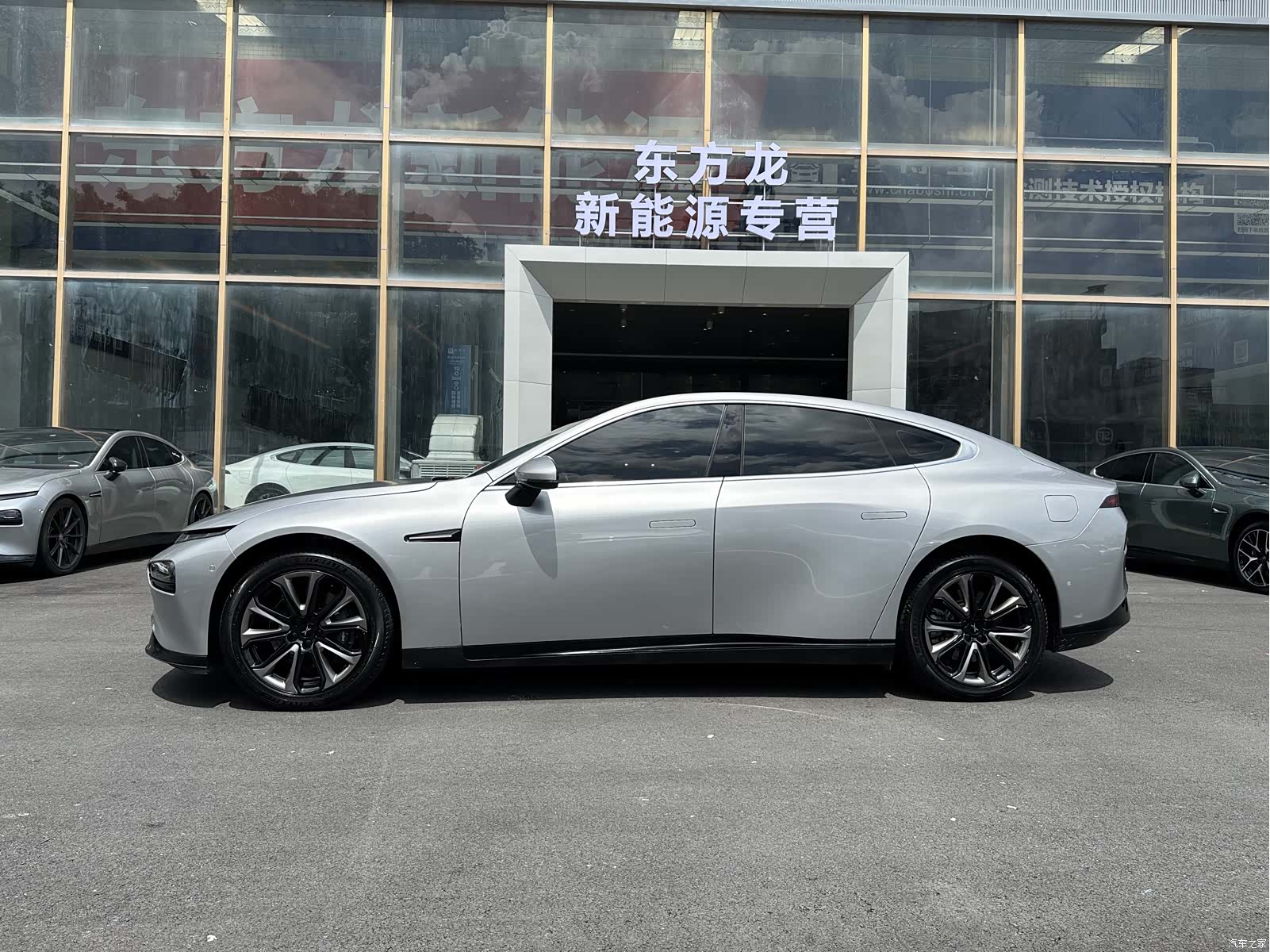 Xpeng P7, 2021 4