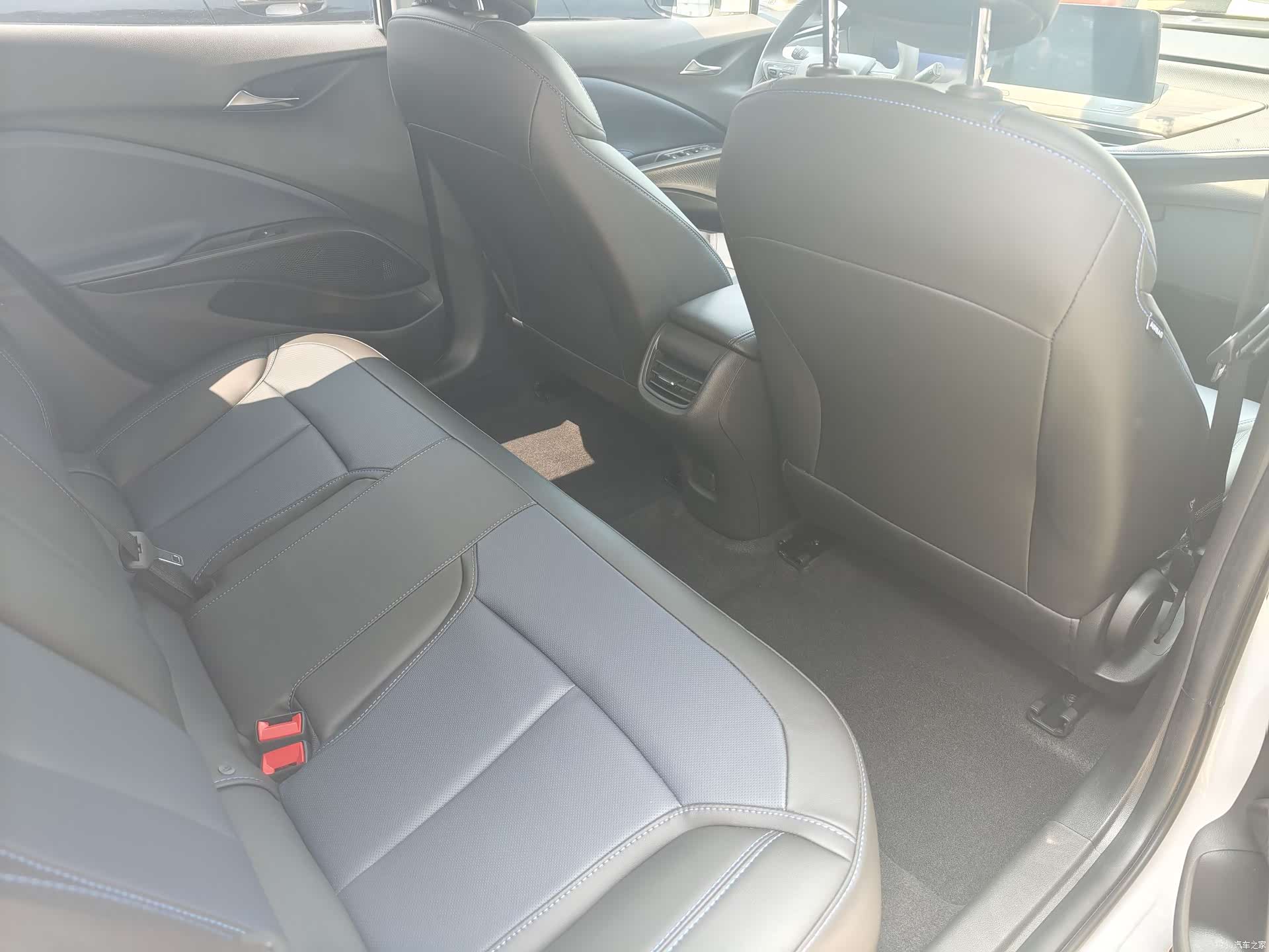 Buick Velite, 2025 11
