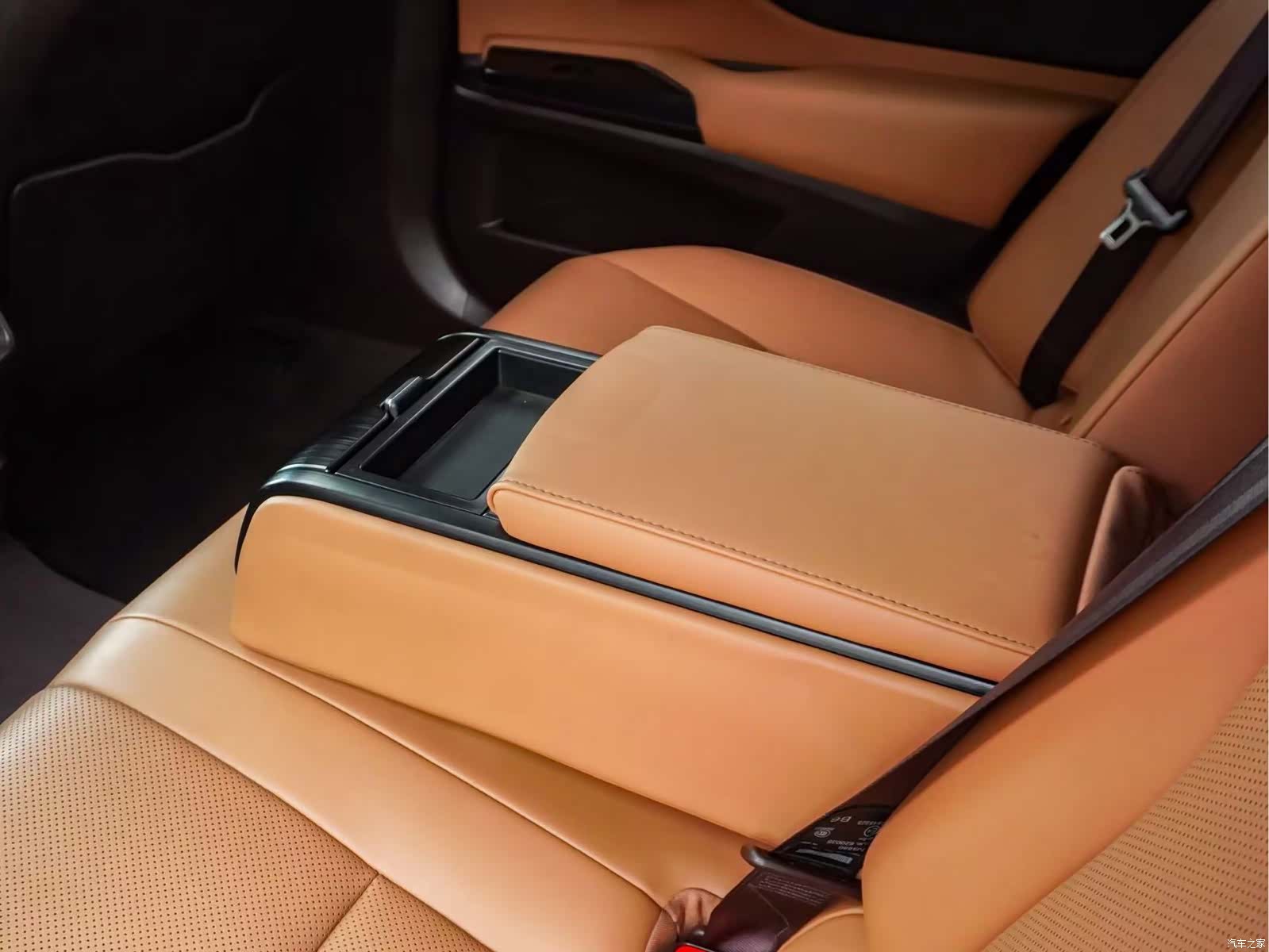 Lexus ES, 2020 19