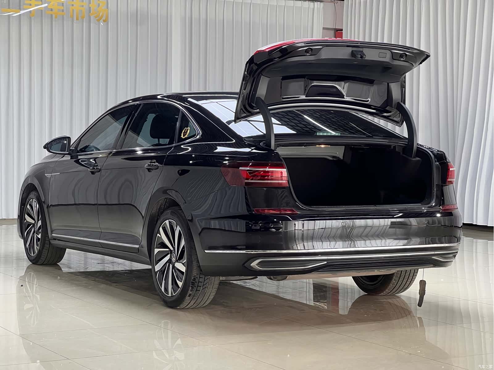Volkswagen Passat, 2021 7