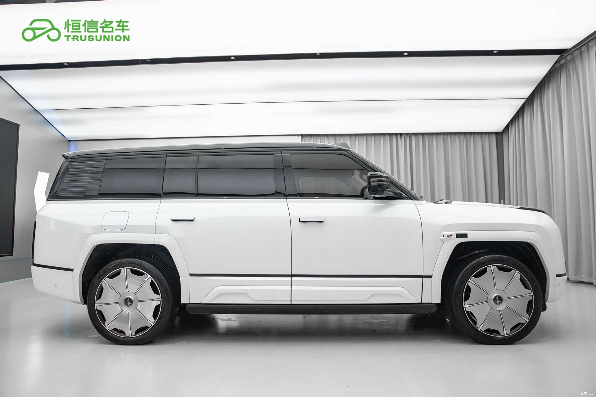 Yangwang U8, 2026 7