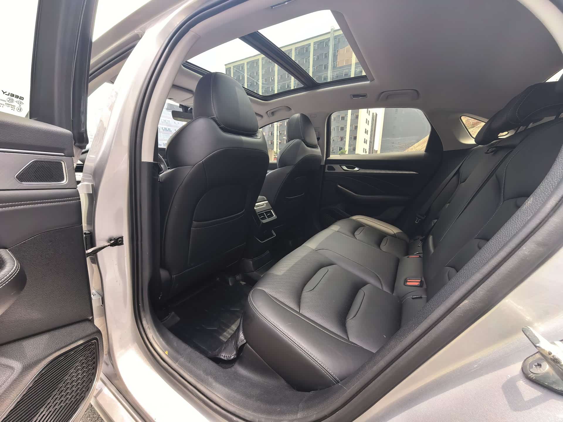 Geely Preface, 2022 7