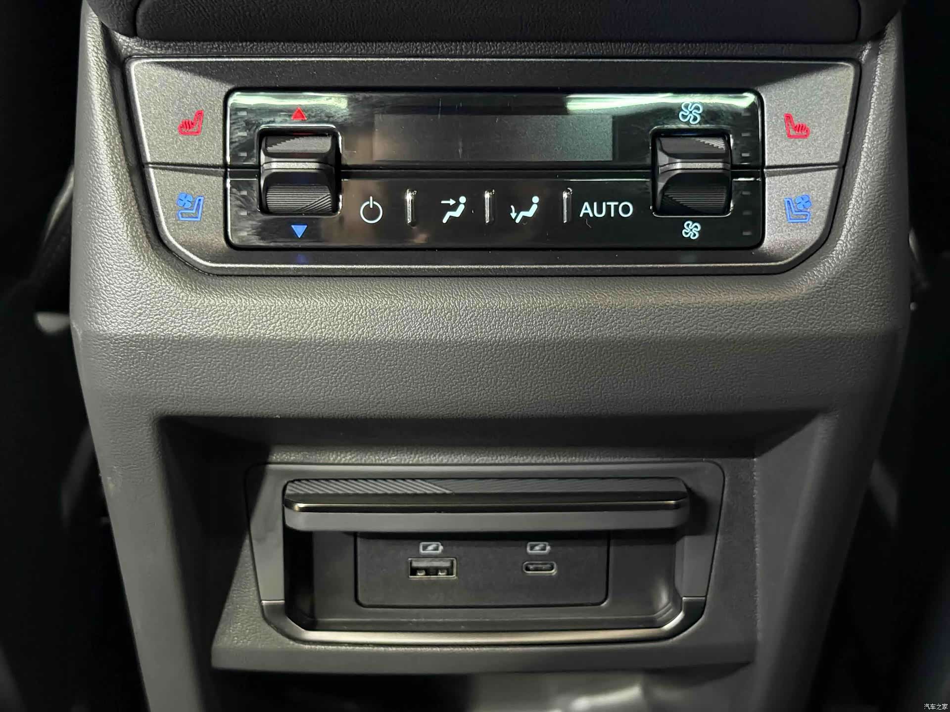 Ford Edge L, 2024 10