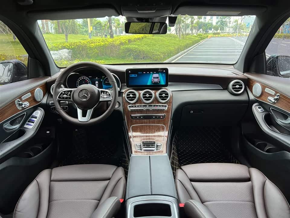 Mercedes-Benz GLC Mercedes-Benz GLC