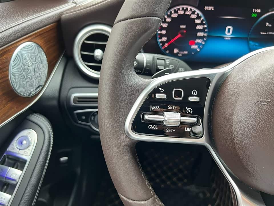 Mercedes-Benz GLC Mercedes-Benz GLC