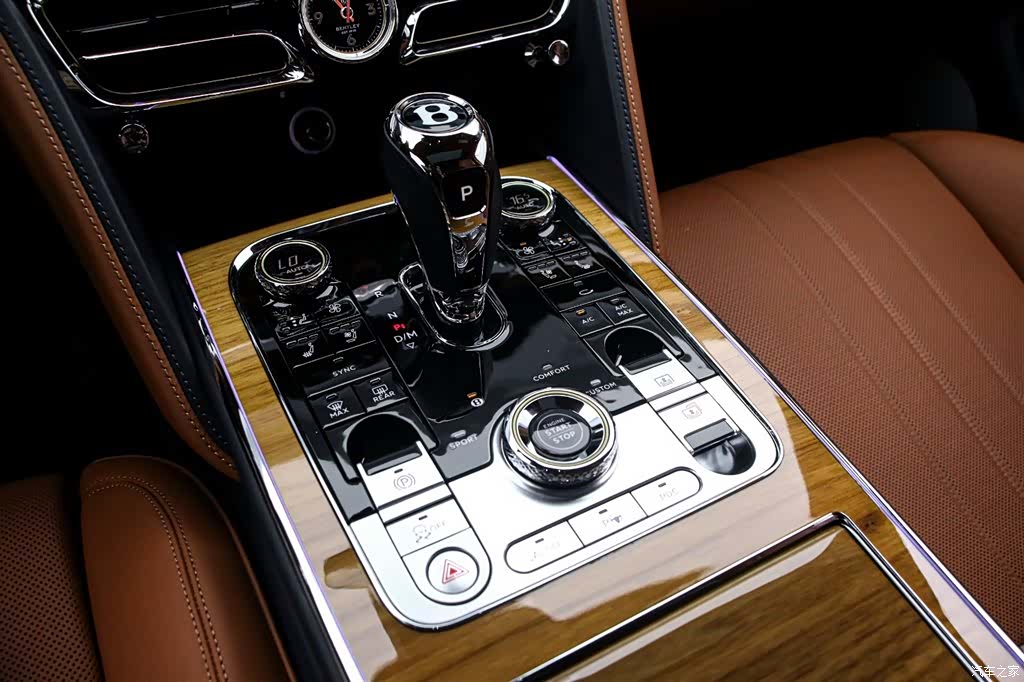 Bentley Flying Spur, 2022 9
