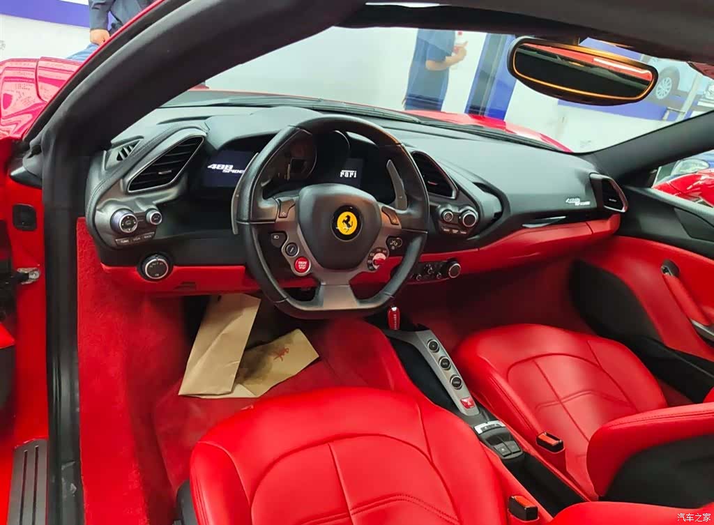 Ferrari 488, 2017 6