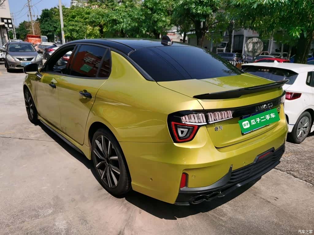 Lynk & Co 01, 2020 все фото