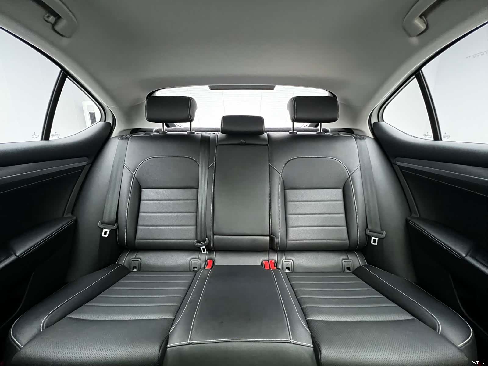 Skoda Superb, 2024 16