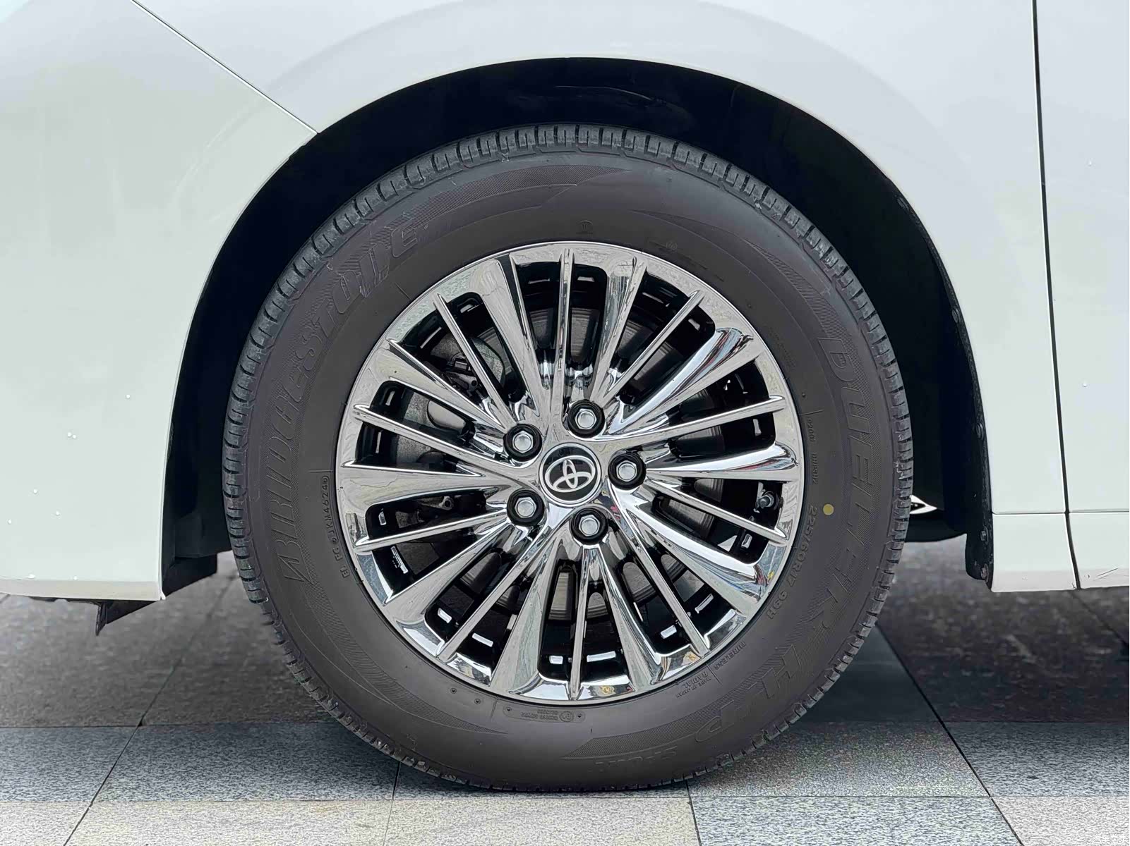 Toyota Alphard, 2020 18