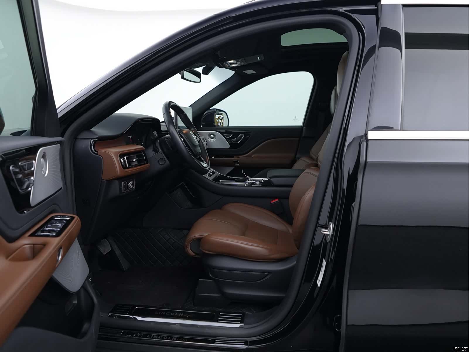 Lincoln Aviator, 2022 8