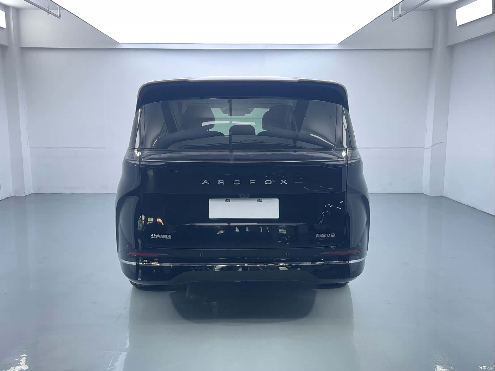 BAIC V9, 2026 17