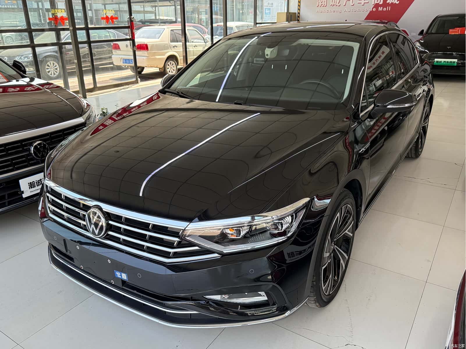 Volkswagen Magotan, 2022 1