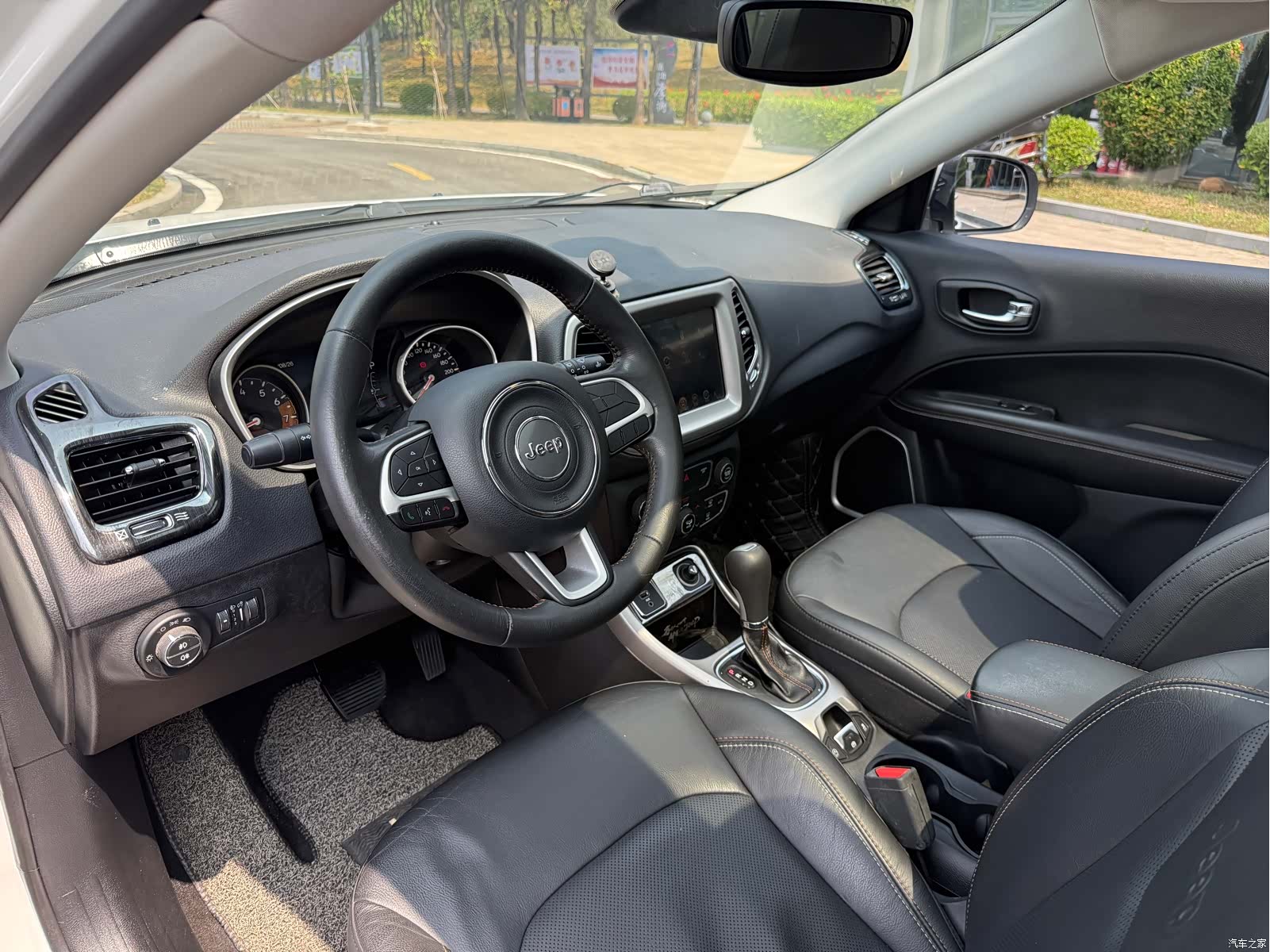 Jeep Compass, 2017 11