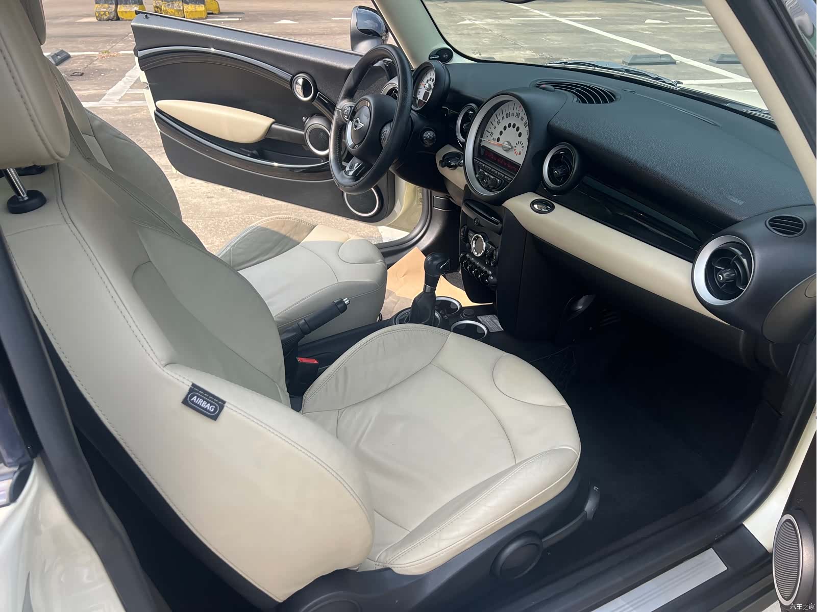 Mini Cooper, 2012 8