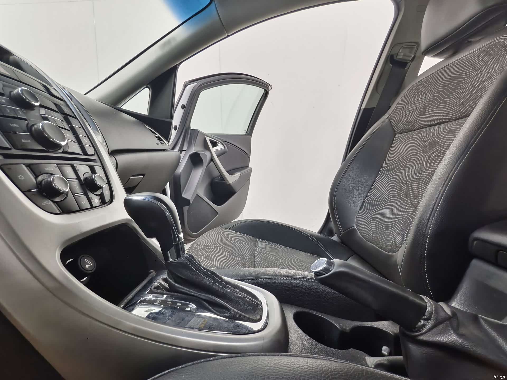 Buick XT, 2014 12