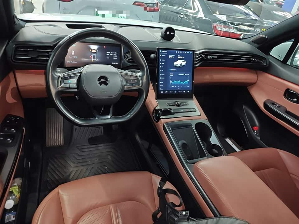 NIO EC6