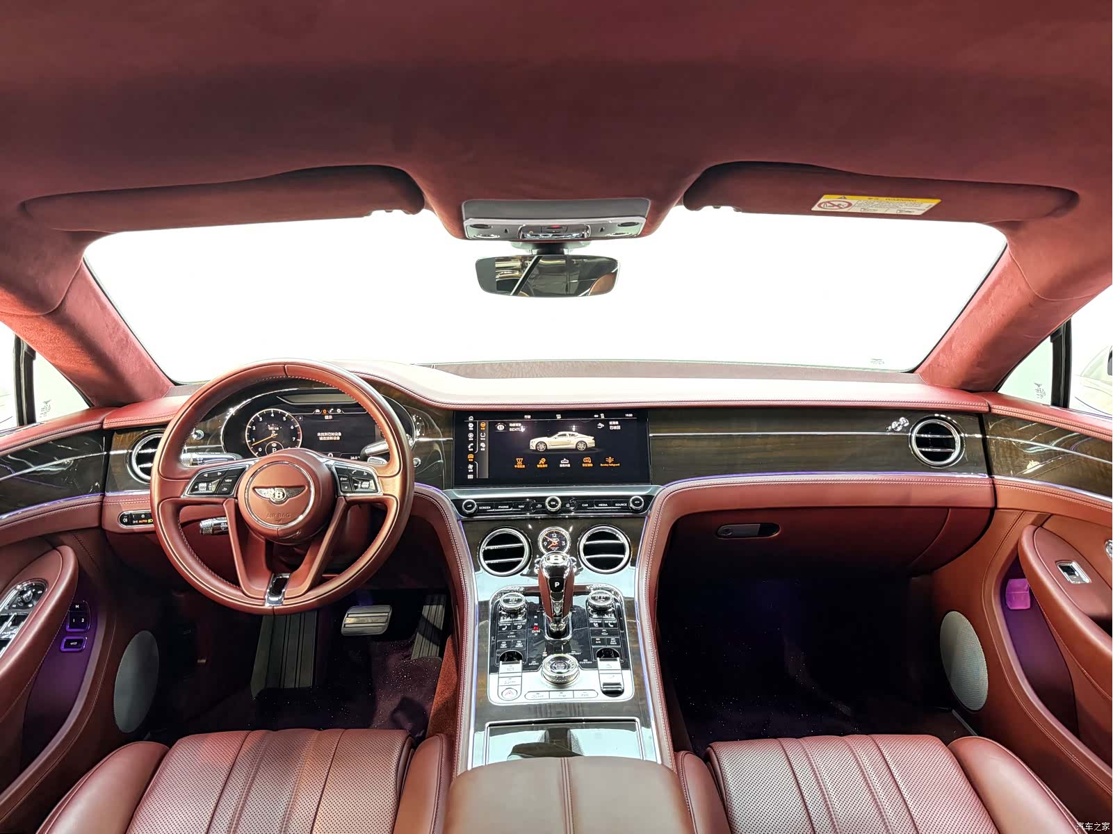 Bentley Continental GT, 2020 28