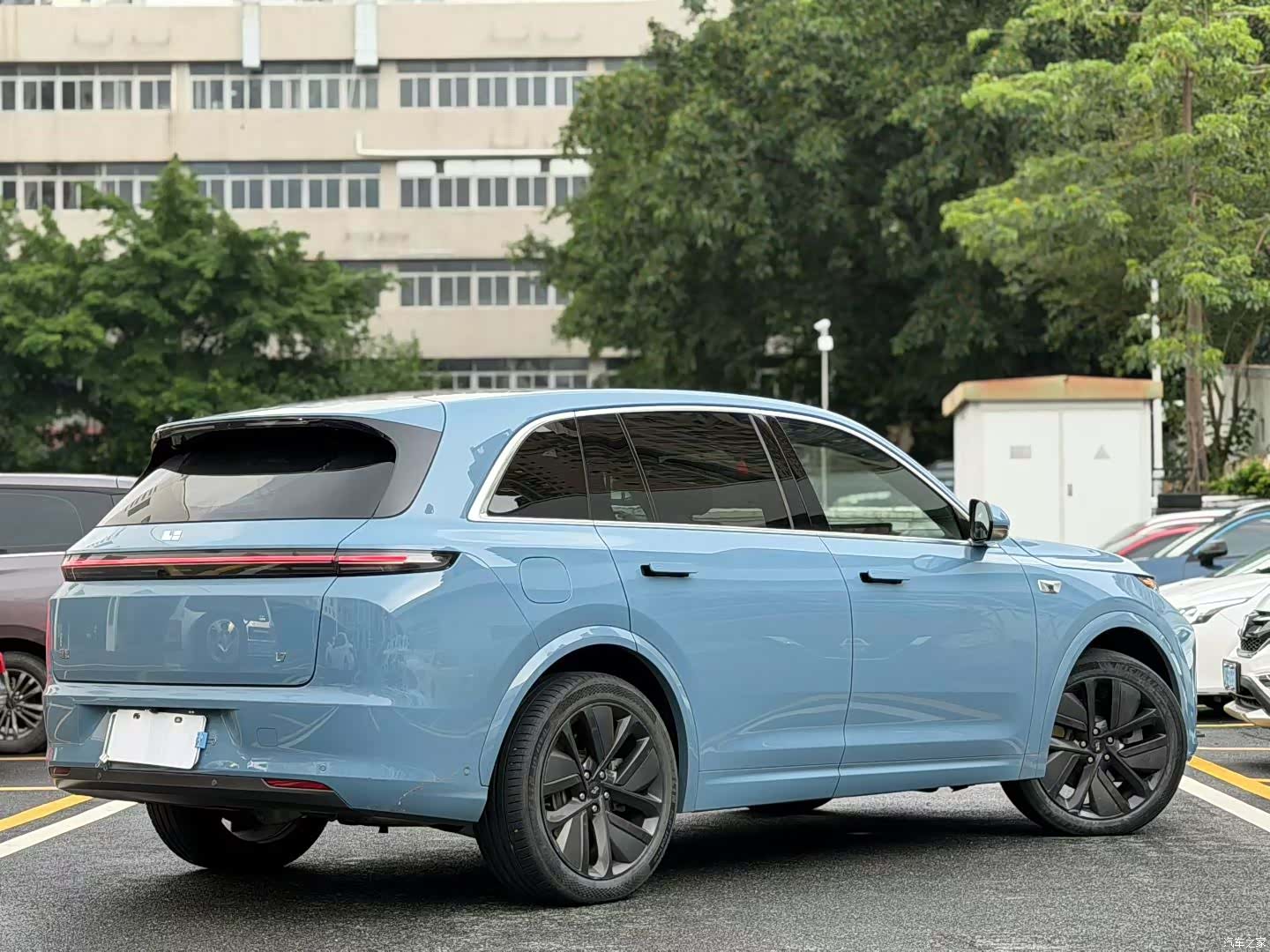 Li Auto L7, 2023 3